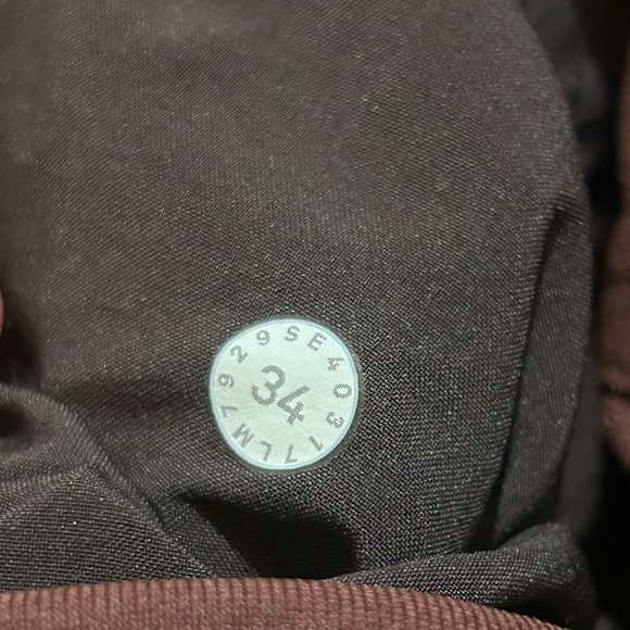 Lululemon The Works Warpstreme Shorts 11" - Pelt - Size 34 - Picture 9 of 9